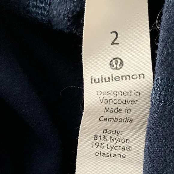 Navy Lululemon Align Leggings🤍 - Picture 3 of 4